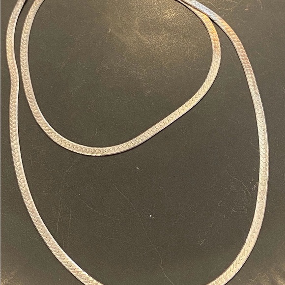 Vintage Sterling Silver Wide Herringbone 30 inch Necklace - Picture 10 of 12